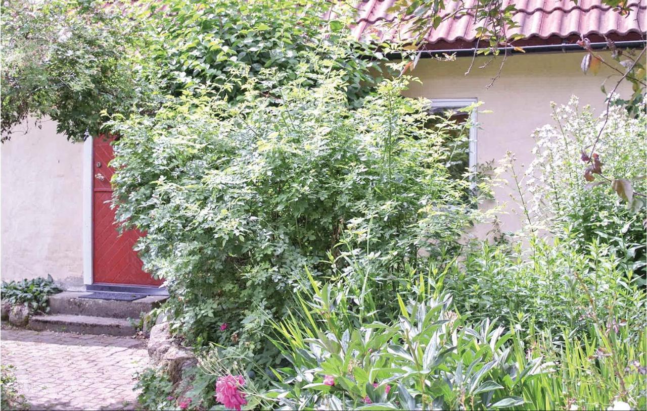 1 Bedroom Beautiful Home In トメリラ エクステリア 写真